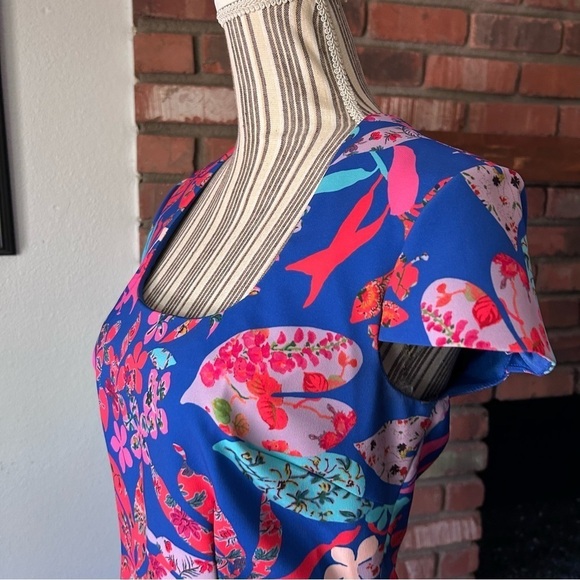 David Meister Cap-Sleeve Floral Ponte Sheath Dress in Blue Multicolor Sz 6 - Picture 6 of 10